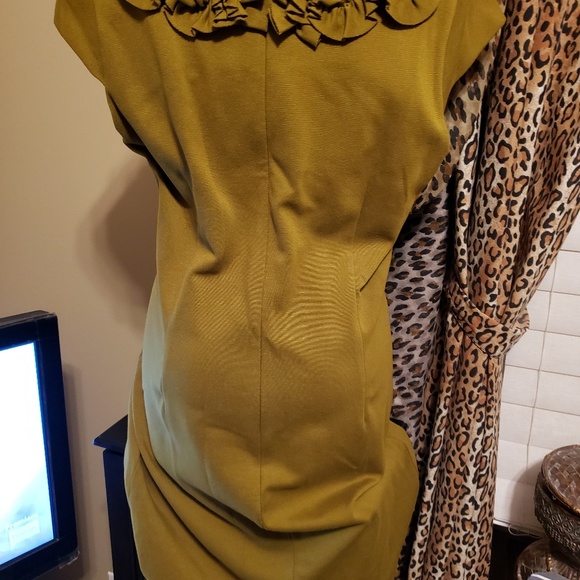 Ruffle top sheath dress - Picture 3 of 4